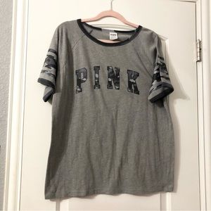 PINK VICTORIA’S SECRET CAMEO TEE